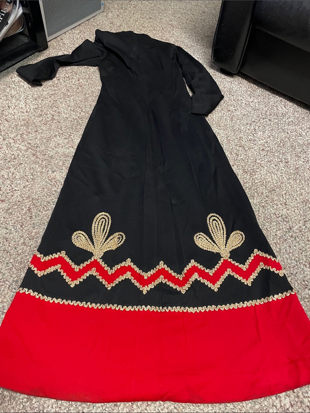 Vintage 60s/70s Black/Red/gold ribbon Maxi gown Dress - Women's Long Sleeve - Picture 9 of 10